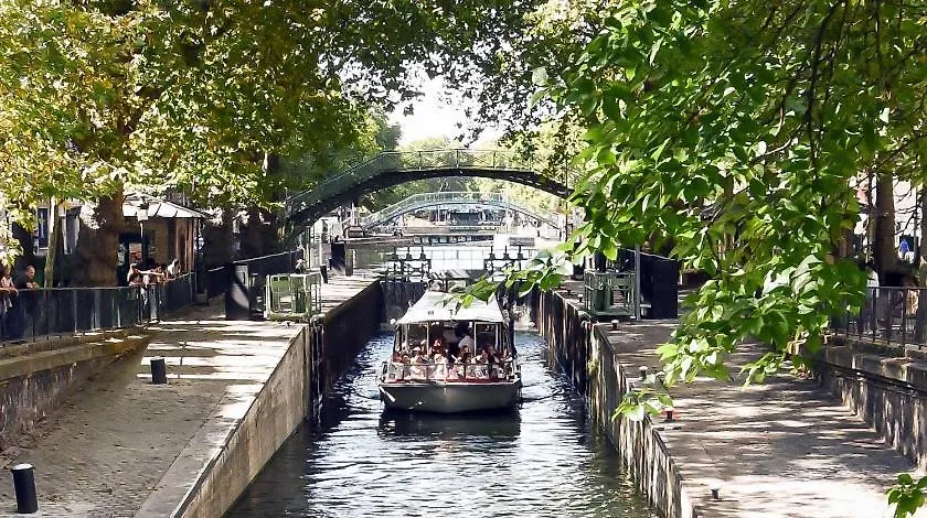 Charming Central Paris Studio Daire Fransa